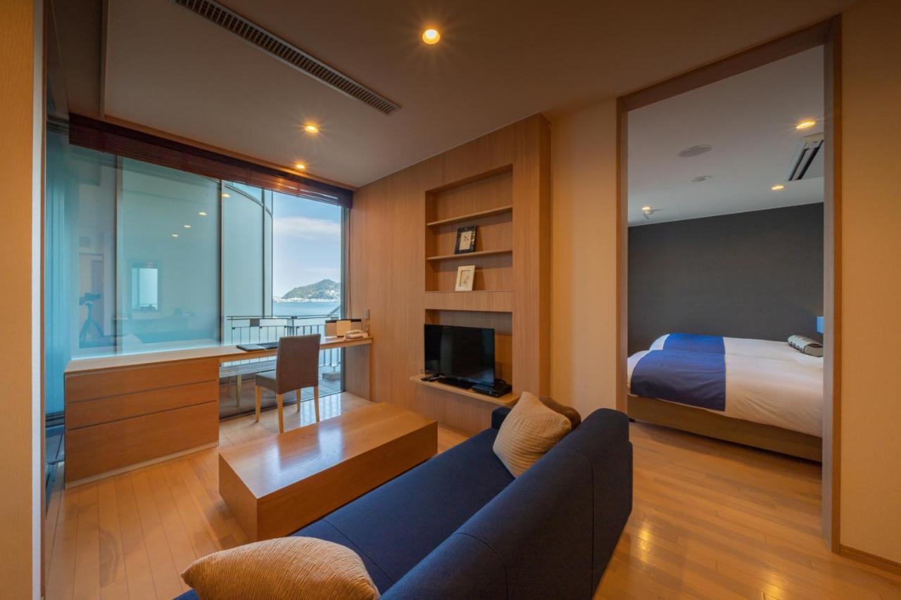 Auberge Fontaine Bleau Atami Atami  Bagian luar foto