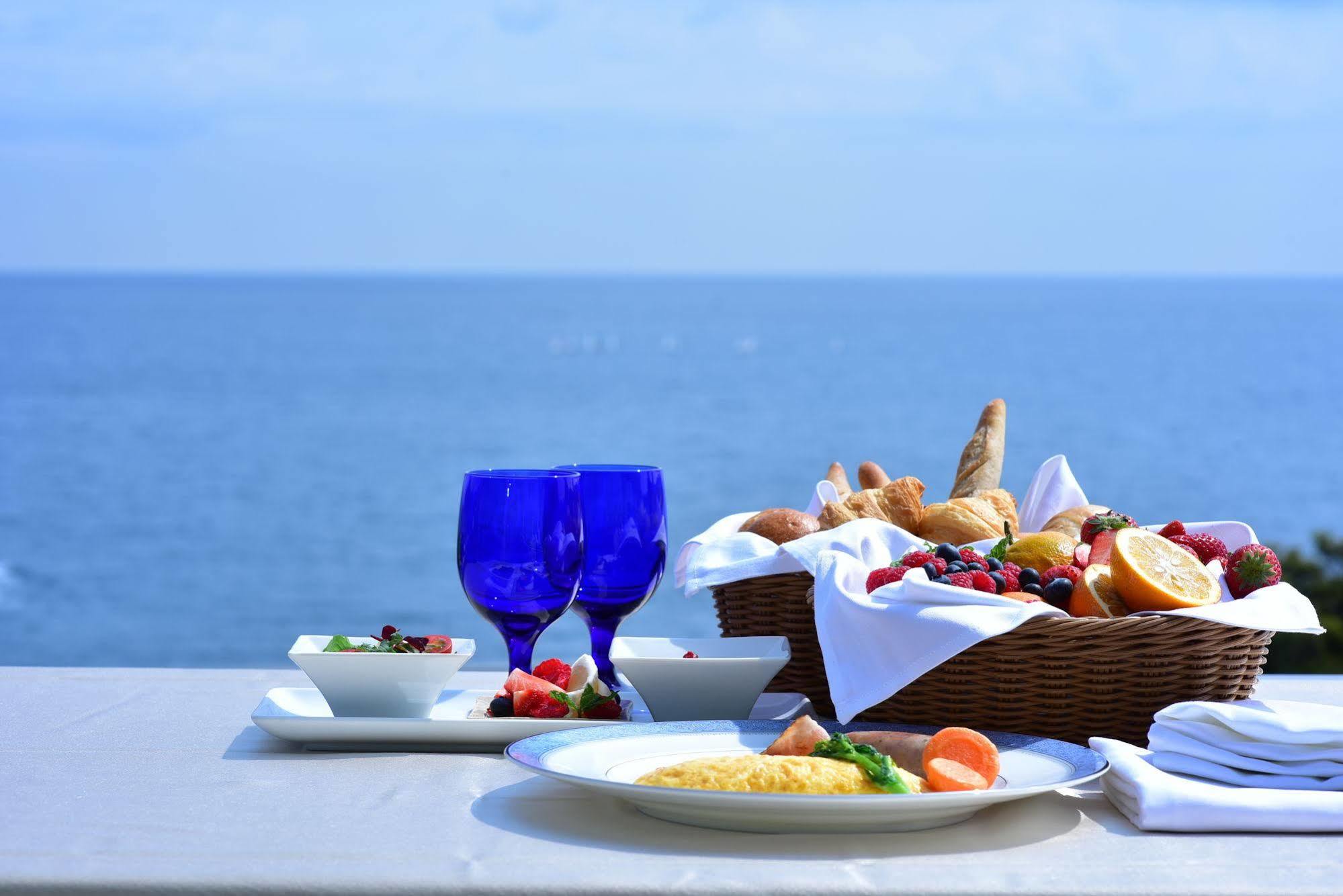 Auberge Fontaine Bleau Atami Atami  Bagian luar foto